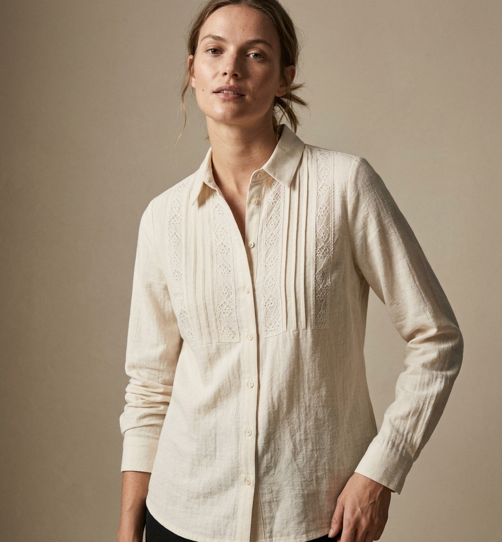 Weiße bestickte Bluse